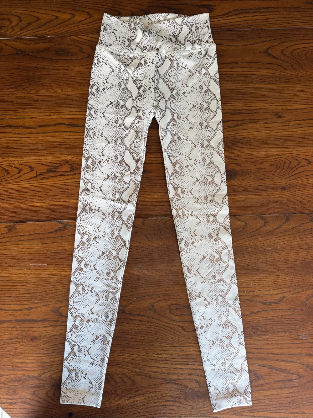 High-Waisted Snake Print Leggings in Cream and Brown